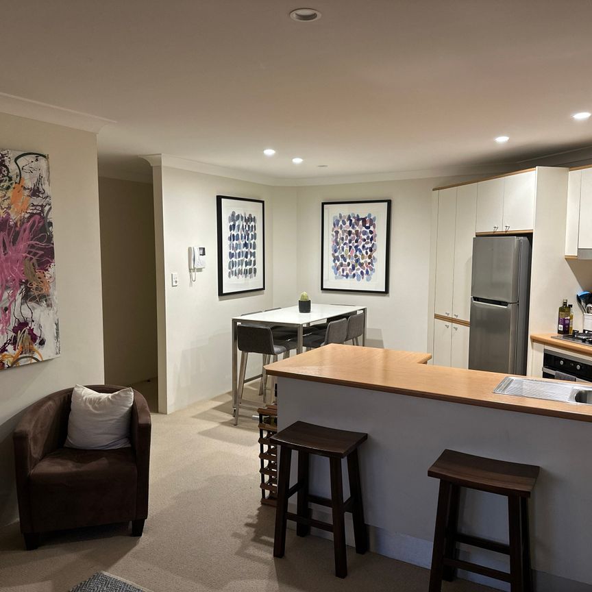 Erskineville - Photo 1