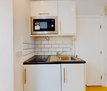 1 Bed 1 Bath - Photo 4