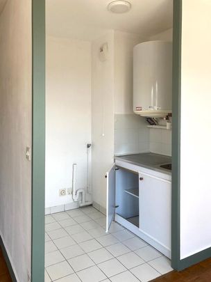 Location Appartement 1 pièce 29m² LYON 6ème - Photo 1