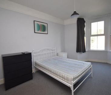 1 bedroom in a house share to rent - Photo 6