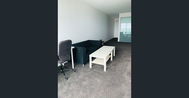 2 bedroom 2 bath apartment+1 car park! Fully Furnished！Great view！great location!! - Photo 1