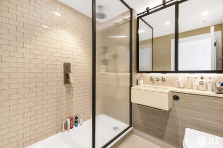 Prince of Wales Drive, London SW11 - Photo 4