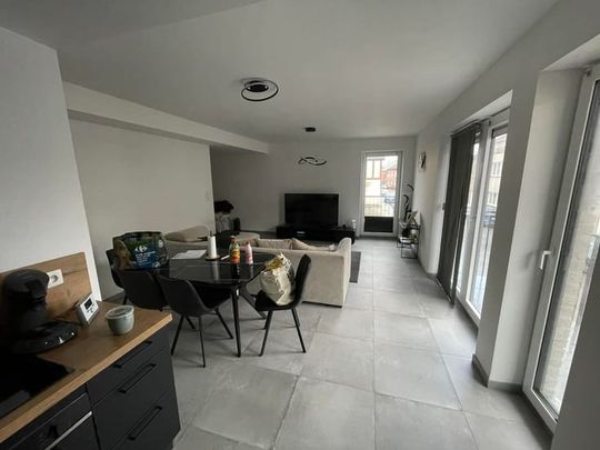 Appartement te huur - Photo 1