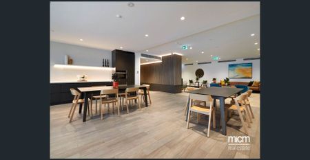 UNFURNISHED STYLISH ONE BEDROOM APARTMENT LOCATED IN HEART OF SOUTHBANK - Photo 3