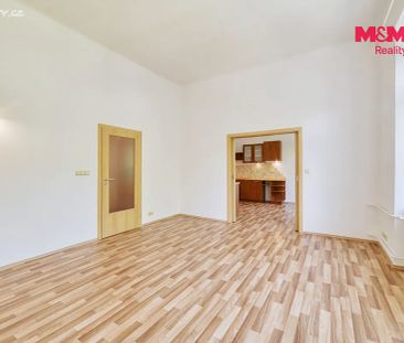 Pronájem bytu 2+1 64 m² - Photo 3
