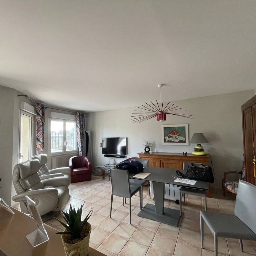 Location Appartement 72m² MONTEUX 84170 - Photo 1