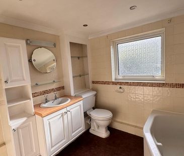 3 bedroom terraced house to rent - Photo 1