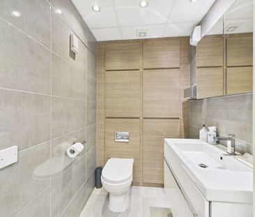 Property to rent - Photo 3