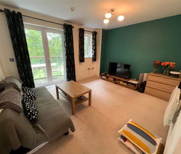 2 Bedroom Flat / Apartment - Briton Street, Southampton - Photo 4