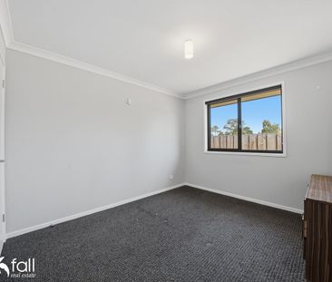 Modern and Tidy Two Bedroom Home in Lauderdale - Photo 2