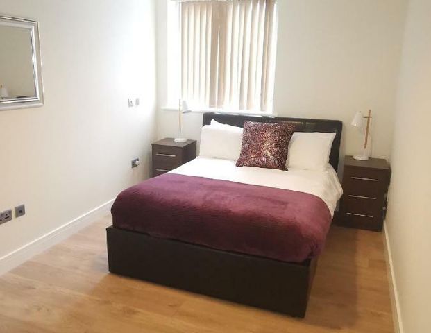 1 bedroom in a house share to rent - Photo 1