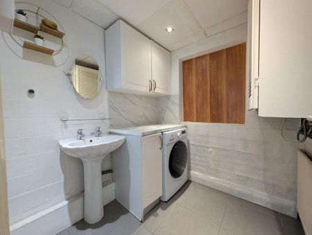 4 bedroom terraced house to rent - Photo 5