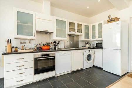 Frobisher Place, Peckham, SE15 - Photo 5