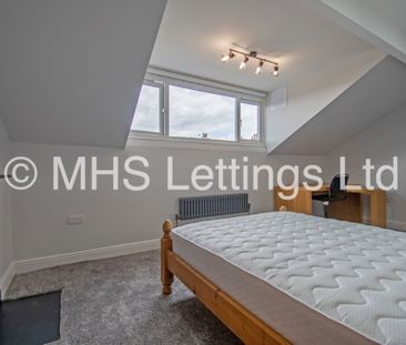 2 Bedroom Mid Terraced House for rent in Haddon Place - Photo 5