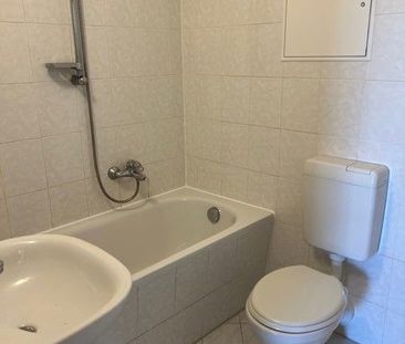 Seltene 3-Raum-Wohnung mit großer Küche und Aussicht! - Photo 1