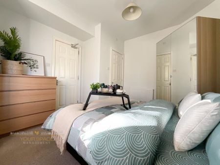 5 bedroom house of multiple occupation to rent - Photo 3