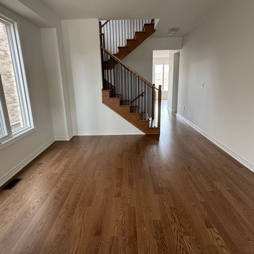 For Lease - 1583 Savoline Boulevard, Milton, Ontario - Photo 1