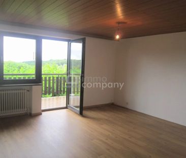 **Im Grünen** TOP – Mietwohnung in Zweifamilienhaus in sehr lockere... - Foto 2