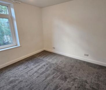 3 bed Terraced - To Let - Photo 2