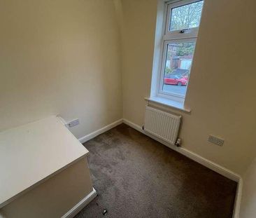 Agecroft Road West, Prestwich, M25 - Photo 5