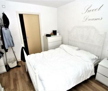 Kimber House, SO14 - Photo 2