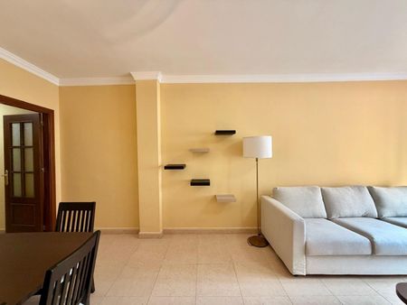 2 Bed Flat / Apartment to Rent - Photo 2