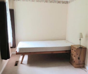 3 bedroom bungalow to rent - Photo 2