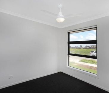 Spacious 4-Bedroom Home in Wollert - Photo 1