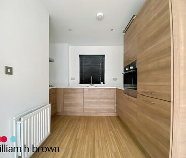 Rollason Way, Brentwood - Photo 3
