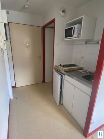 Location Appartement 1 pièce 20m² ROUEN 76000 - Photo 3
