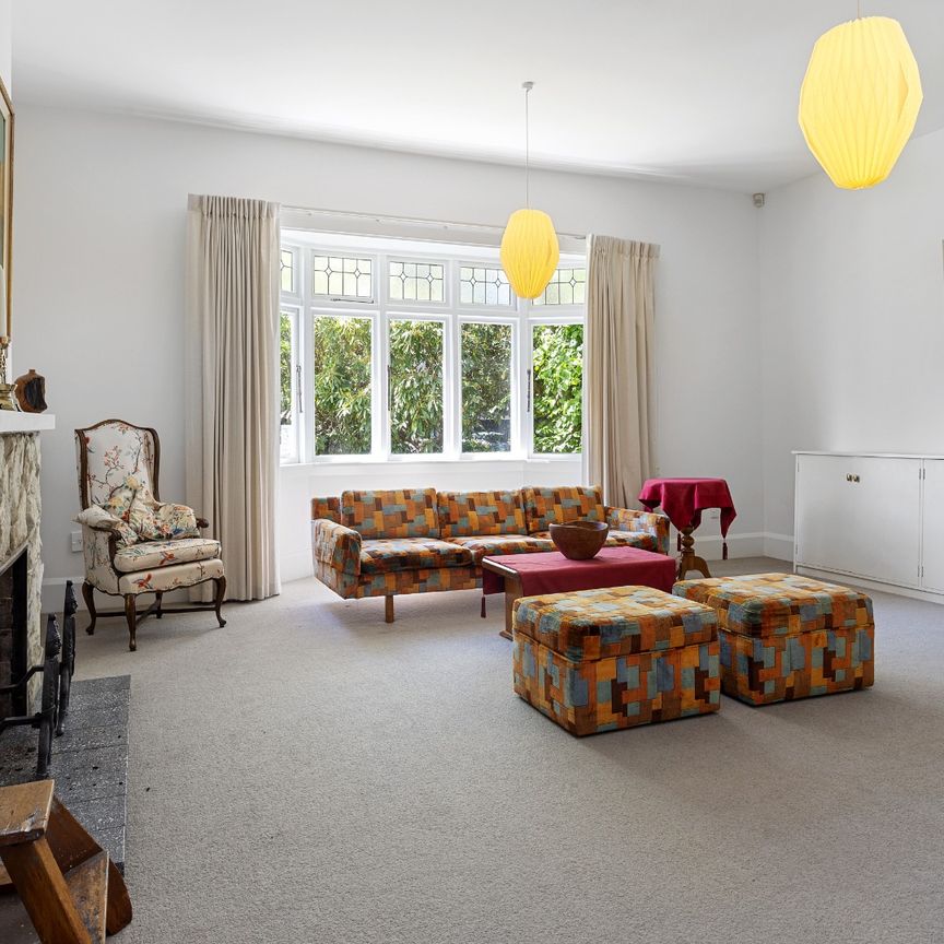 3 Bedroom Furnished Family Home in Merivale - Photo 1