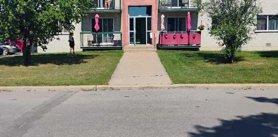 4 1/2 à Mascouche - Photo 2