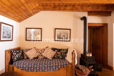 Appartamento Strada Castello Savoia 32, Centro, Gressoney-Saint-Jean - Photo 2