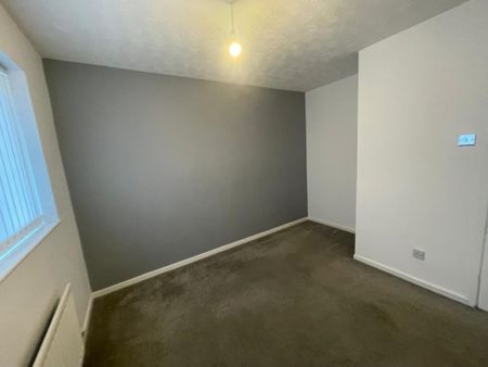 1 bedroom semi-detached house to rent - Photo 5