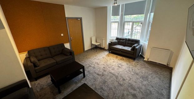 Hyde Park Road, Hyde Park, Leeds, LS6 1AJ - Photo 1