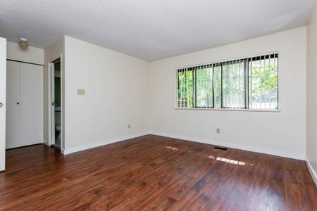 Greentree Townhomes - Photo 5