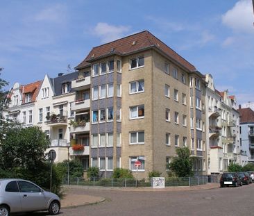 3-Zimmer-Wohnung mit Balkon in Lübeck-St. Lorenz-Nord (Nähe Bahnhof) - Photo 1