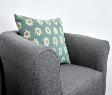 2 bedroom luxury Flat for rent in Nueva Andalucia, Andalusia - Photo 1