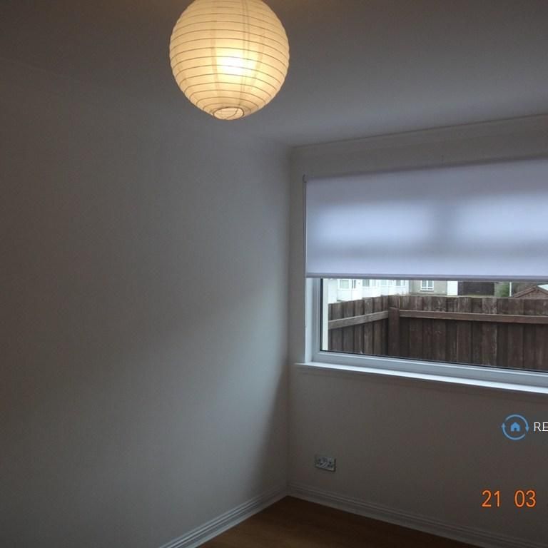 2 bedroom bungalow to rent - Photo 1