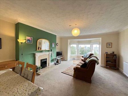 Prince Of Wales Terrace, Scarborough, YO11 - Photo 5