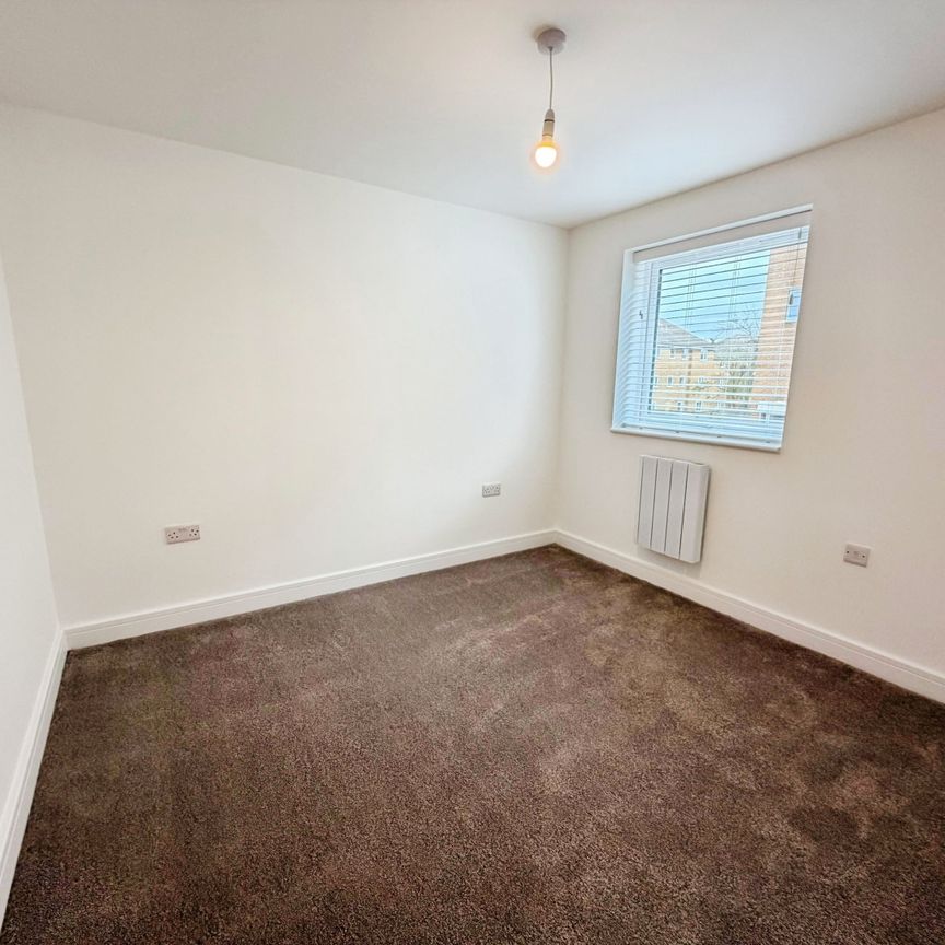 21 Swain Court, Peterborough, Oundle Road - Photo 1