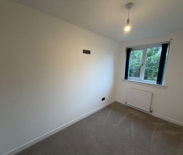 2 bedroom end of terrace house to rent - Photo 6