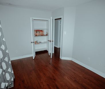 For Lease - 945 Mandolin Place, Mississauga, Ontario - Photo 1