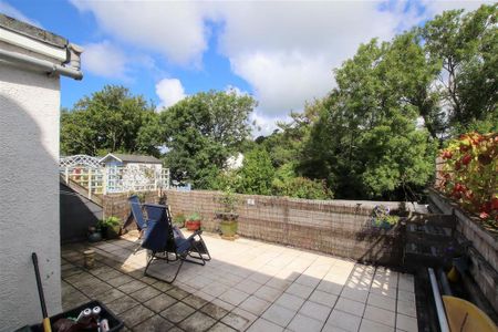 3 bedroom maisonette to rent - Photo 5