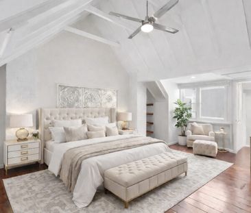 Renovated, Sun-Filled Family Terrace with Secure Parking - Photo 4