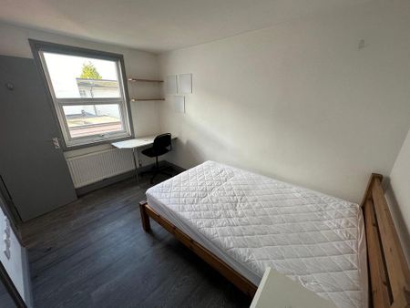 3 bedroom house share to rent - Photo 5