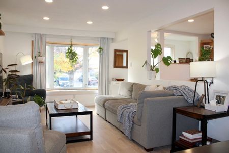 For Lease - 743 West Shore Boulevard, Pickering, Ontario - Photo 2