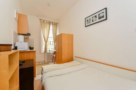 Flat 12 Penywern Road, Earls Court SW5 9SX - Photo 4