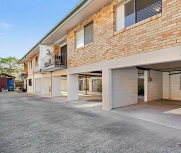 4/16 Norman Drive, Chermside QLD, Belconnen - Photo 2