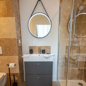 Suite 123 - Photo 2